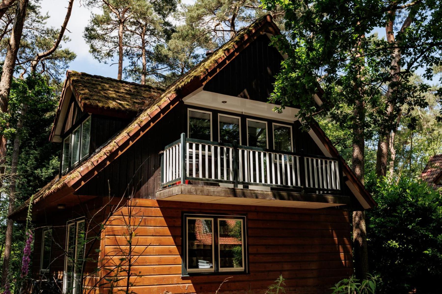 'T Eekhoornnest Villa ซูสท์ ภายนอก รูปภาพ