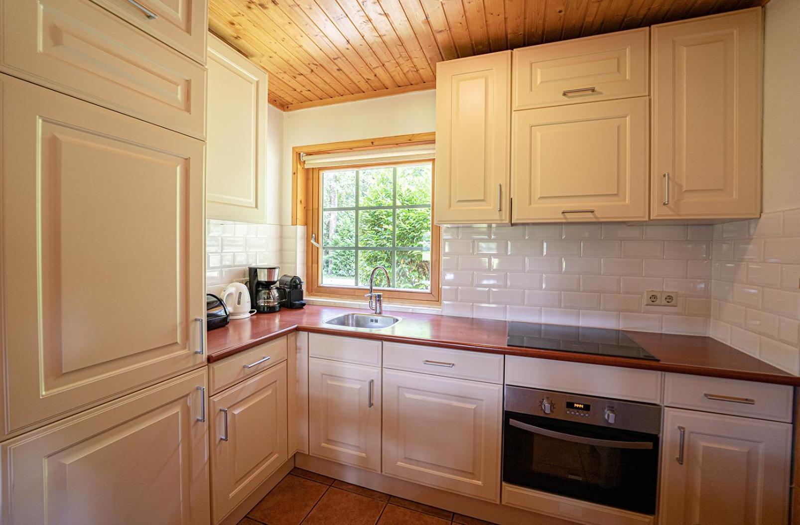 'T Eekhoornnest Villa ซูสท์ ภายนอก รูปภาพ