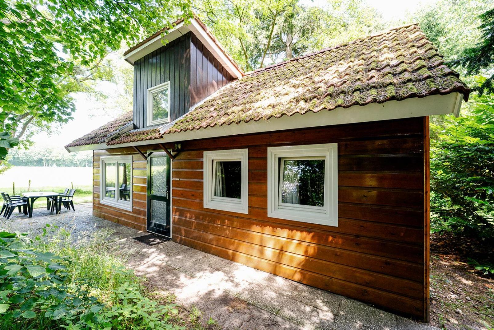 'T Eekhoornnest Villa ซูสท์ ภายนอก รูปภาพ